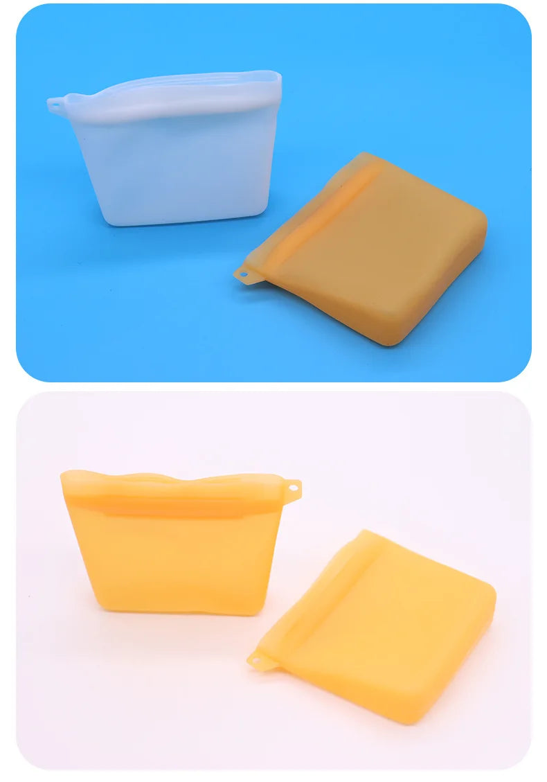 Dog food bag for pets going out, silicone food bag for waterproof dog training, portable bag for dog supplies